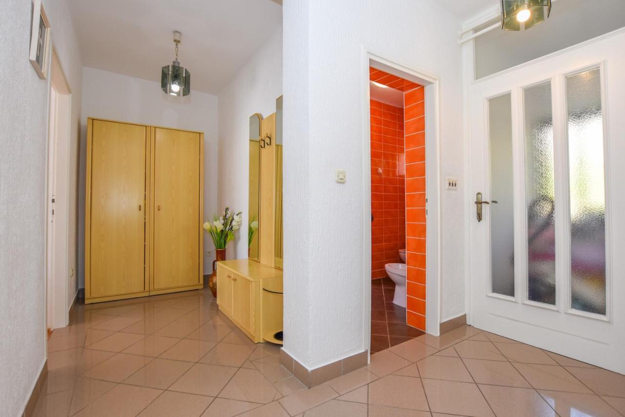 Apartmani Marija Ljubica Pag Town Exteriör bild