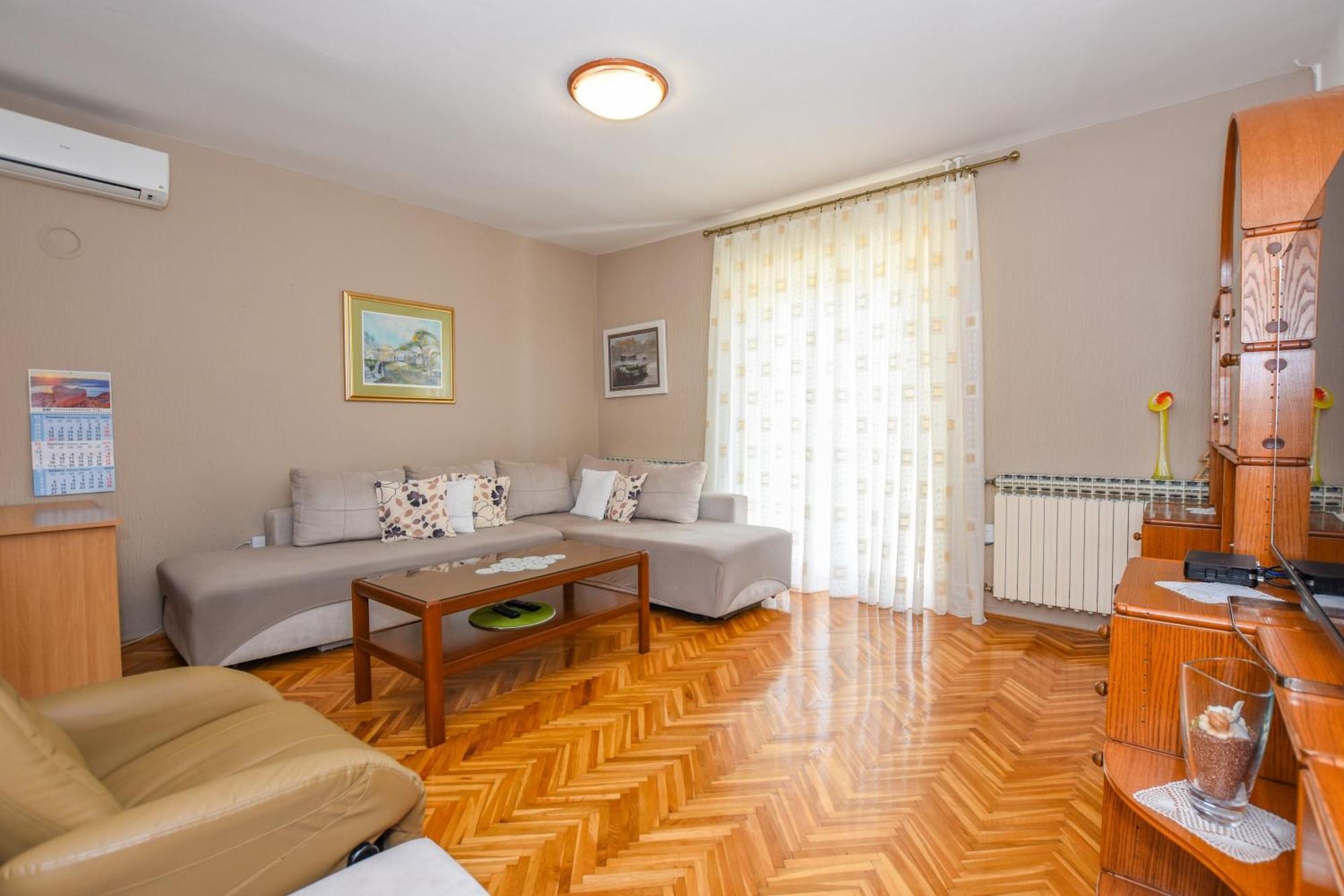Apartmani Marija Ljubica Pag Town Rum bild